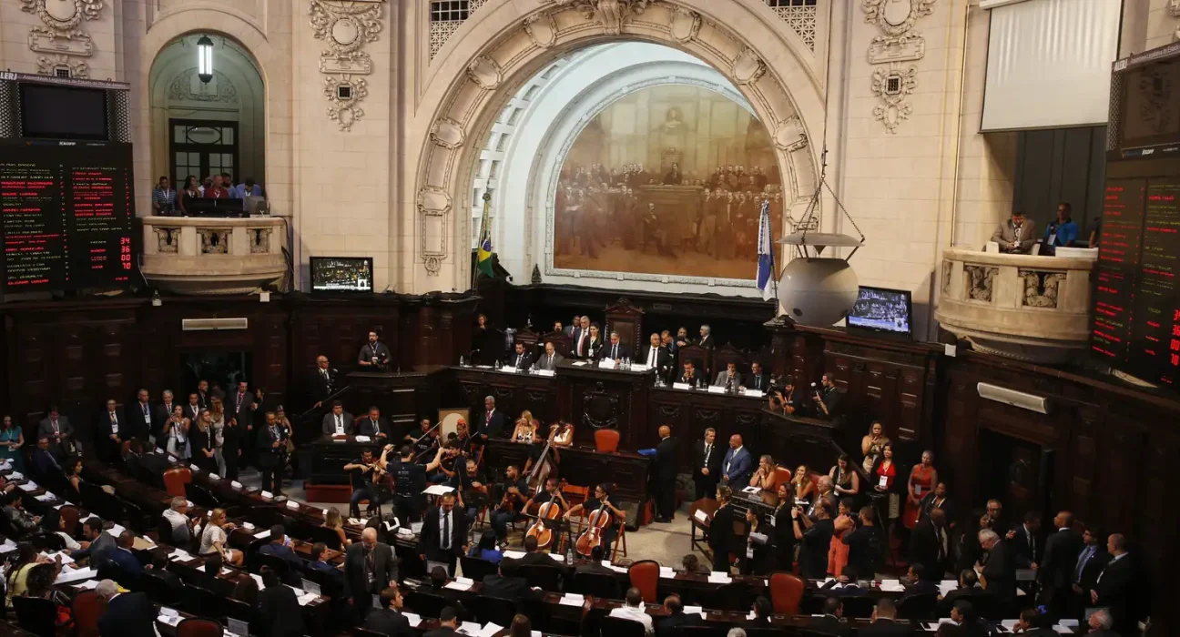 alerj-deve-decidir-sobre-prisao-de-bacellar-nos-proximos-dias