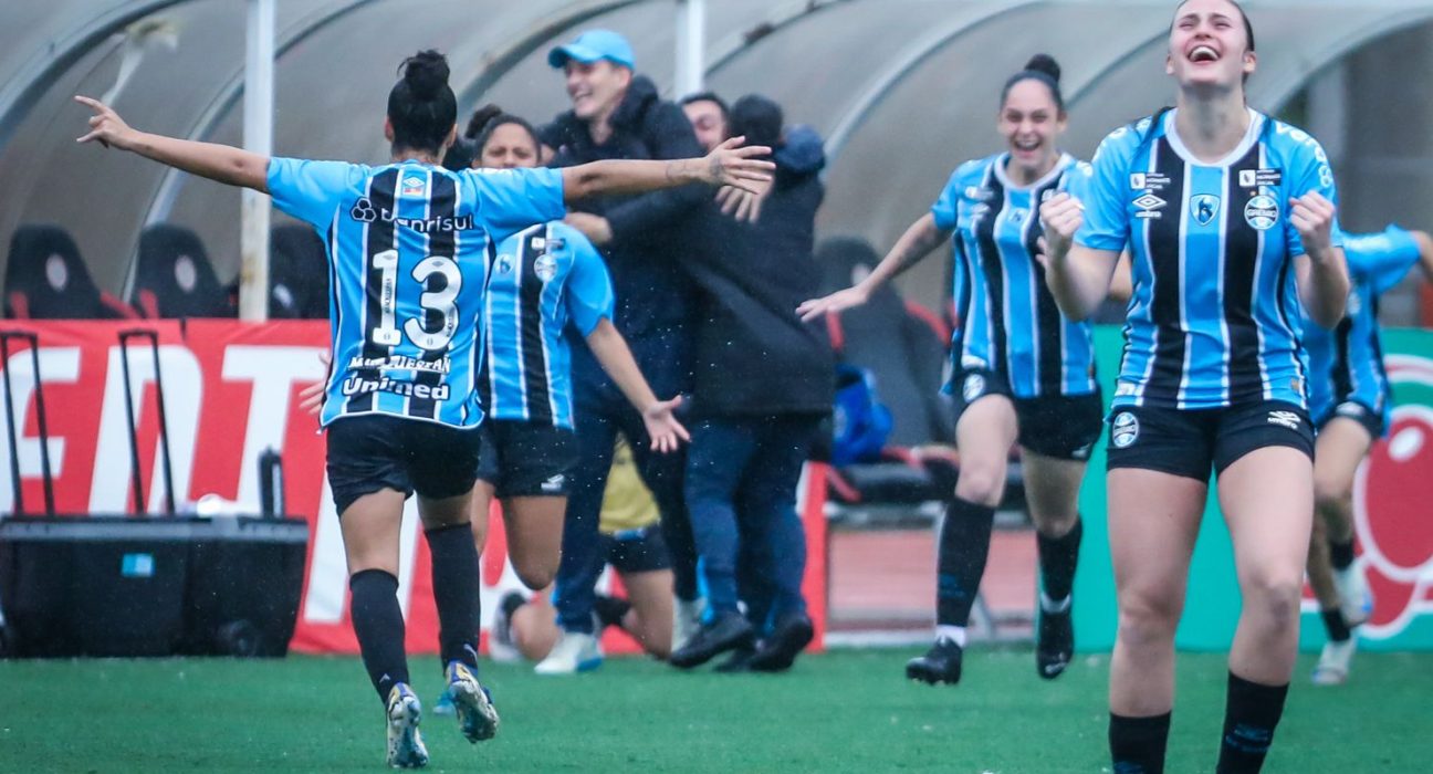 com-emocao,-gremio-e-flamengo-avancam-a-final-da-copinha-feminina