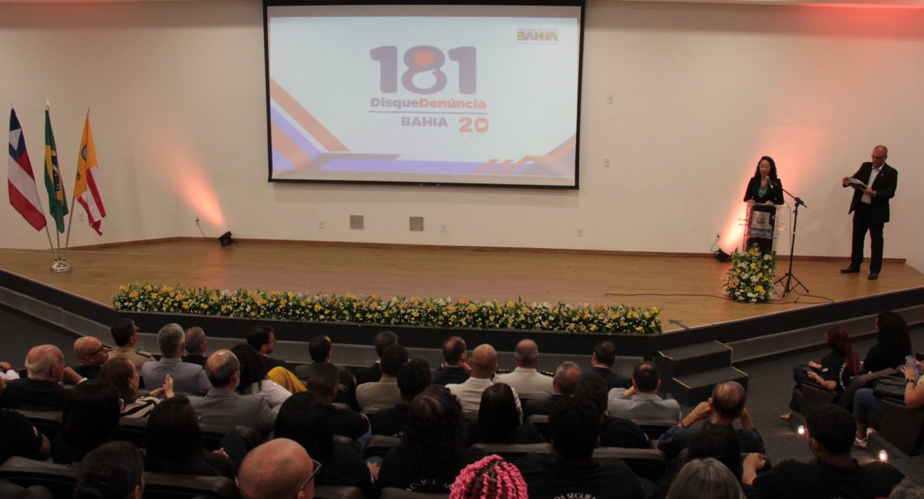 disque-denuncia-da-secretaria-da-seguranca-publica-fortalece-elo-com-a-populacao-e-celebra-trajetoria-de-duas-decadas