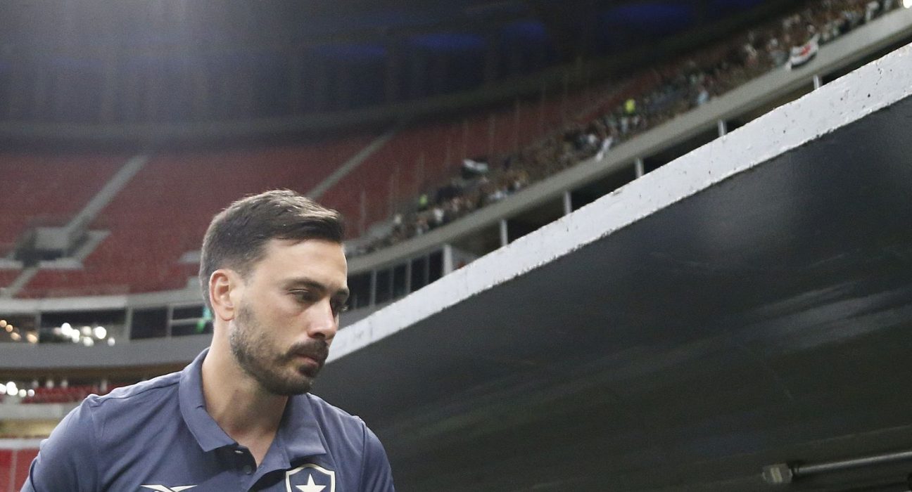 botafogo-anuncia-saida-do-tecnico-italiano-davide-ancelotti