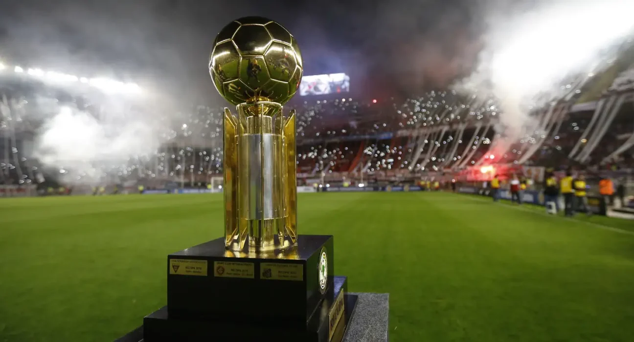 conmebol-anuncia-datas-e-horarios-da-recopa-sul-americana