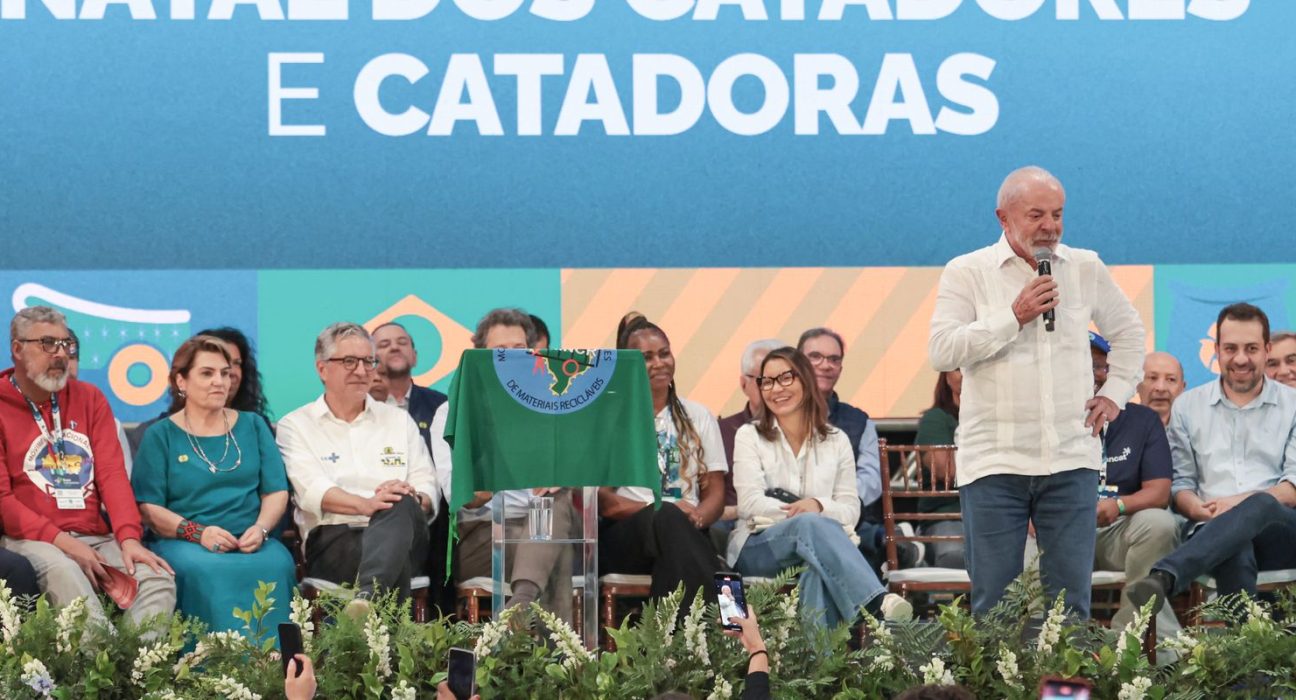 lula-defende-que-catadores-tenham-mais-acesso-a-servicos-publicos