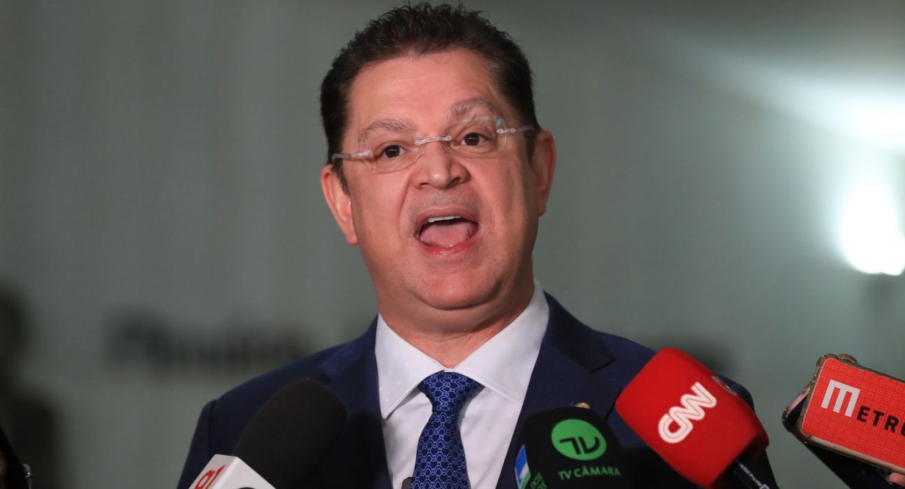 lider-do-pl-na-camara-dos-deputados-nega-desvios-de-verbas