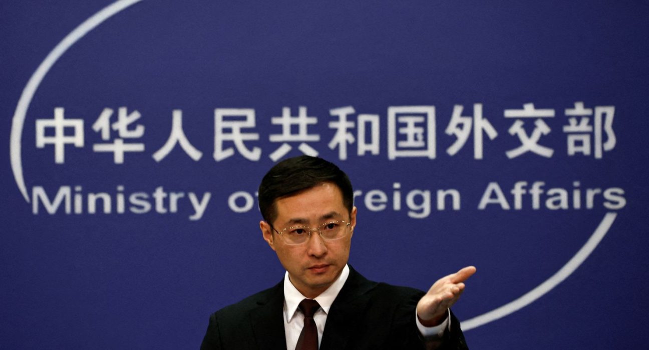 china-diz-que-interceptacao-de-navios-pelos-eua-e-“violacao-grave”