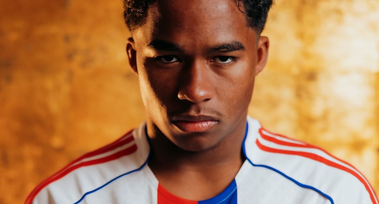 lyon-anuncia-contratacao-por-emprestimo-do-atacante-endrick
