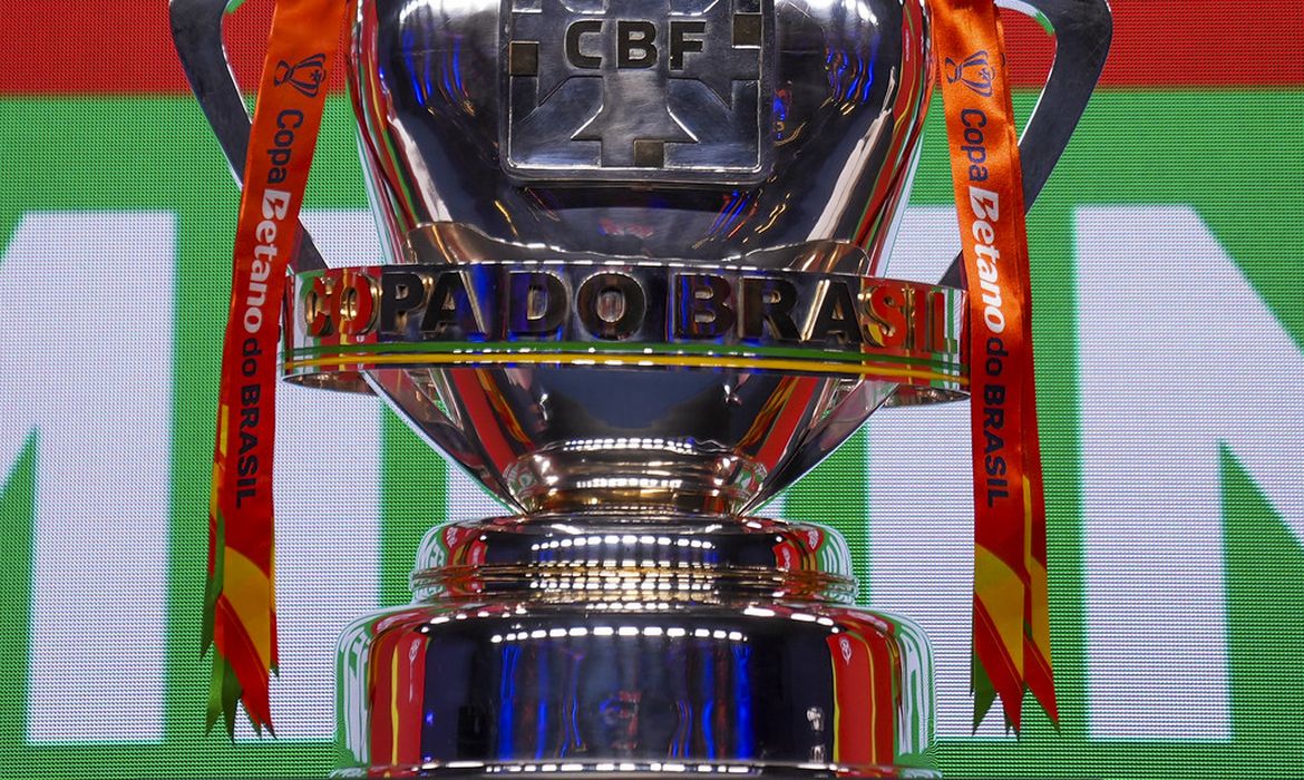 Copa do Brasil, troféu