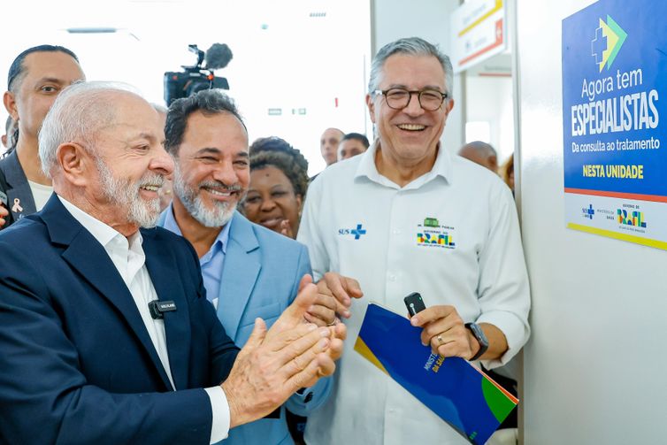 Presidente da República, Luiz Inácio Lula da Silva, durante visita e cerimônia de inauguração do Centro de Radioterapia do Hospital Nossa Senhora das Dores. Avenida João Soares Silva, Itabira (MG)    Foto: Ricardo Stuckert / PR