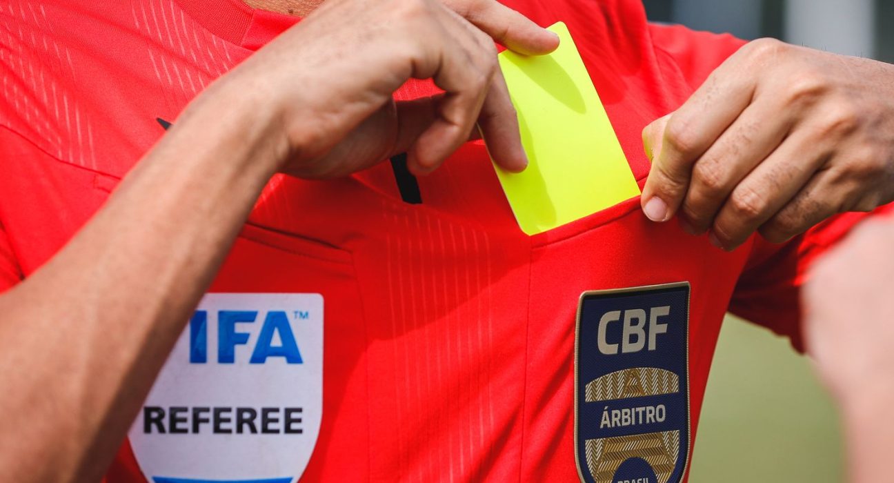 cbf-anuncia-programa-de-profissionalizacao-de-arbitros-de-futebol