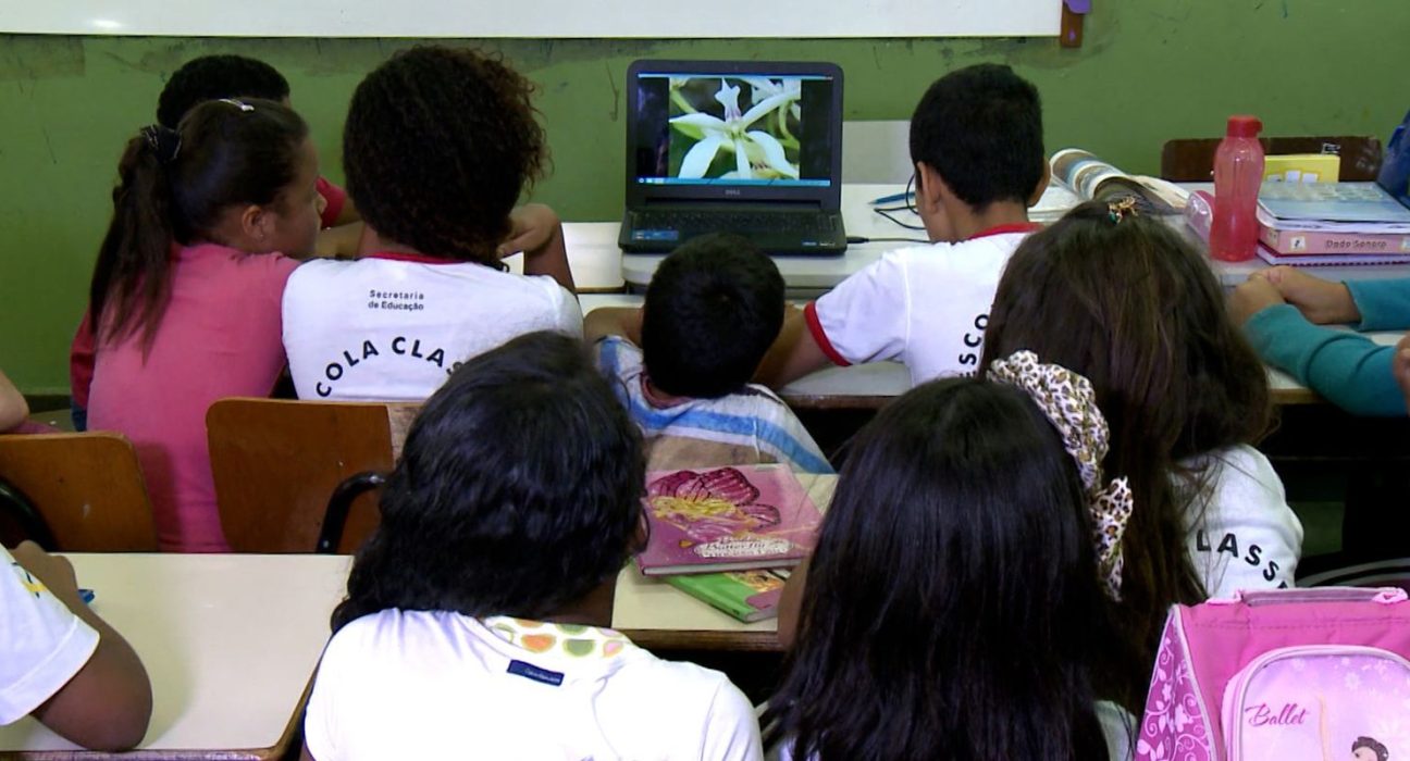 tv-brasil:-racismo-na-escola-e-tema-do-caminhos-da-reportagem