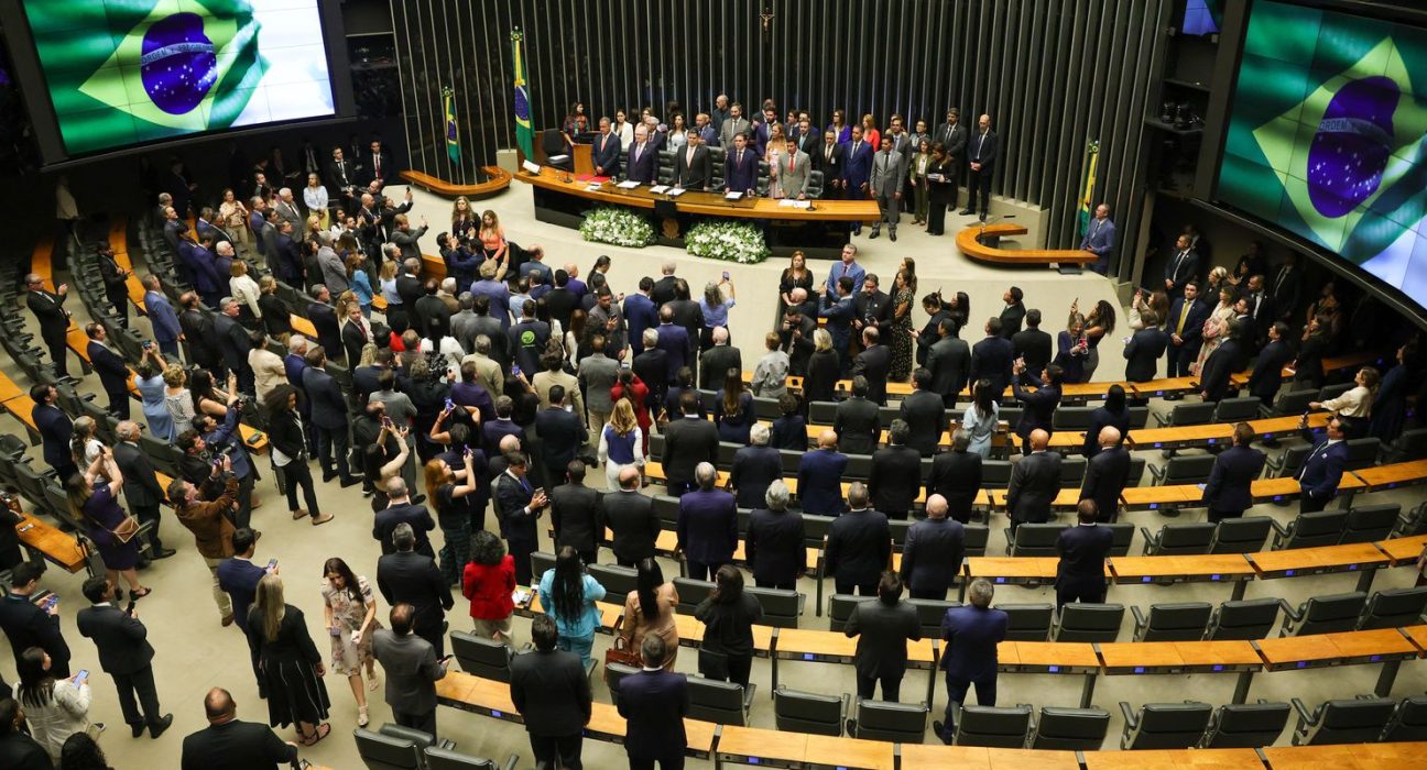 em-mensagem-ao-congresso,-lula-defende-fim-da-escala-6×1