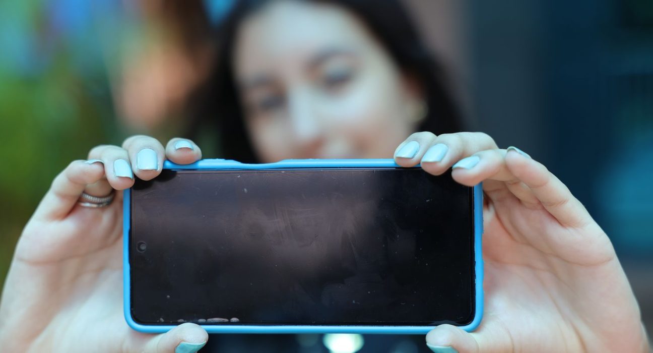 espanha-vai-proibir-acesso-as-redes-sociais-para-menores-de-16-anos