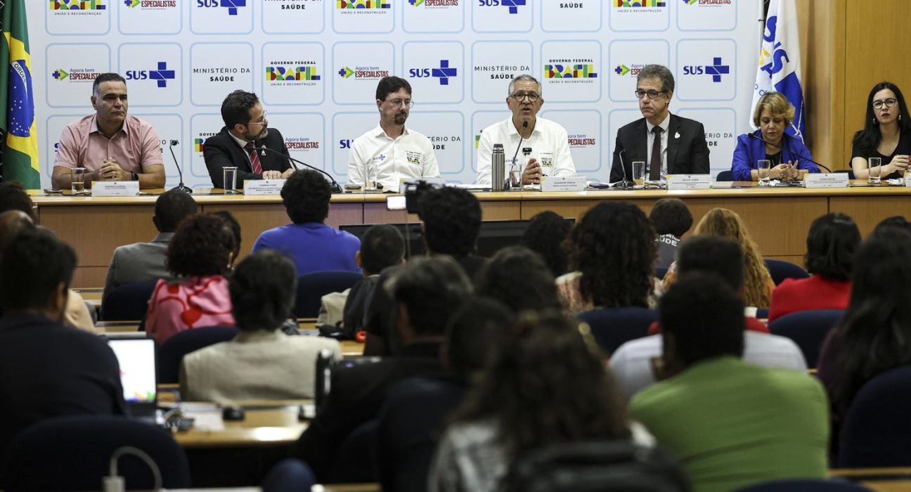 saude-anuncia-3-mil-vagas-de-residencia-e-900-para-especialistas