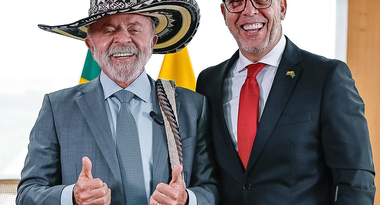 lula-recebe-credenciais-de-nove-novos-embaixadores