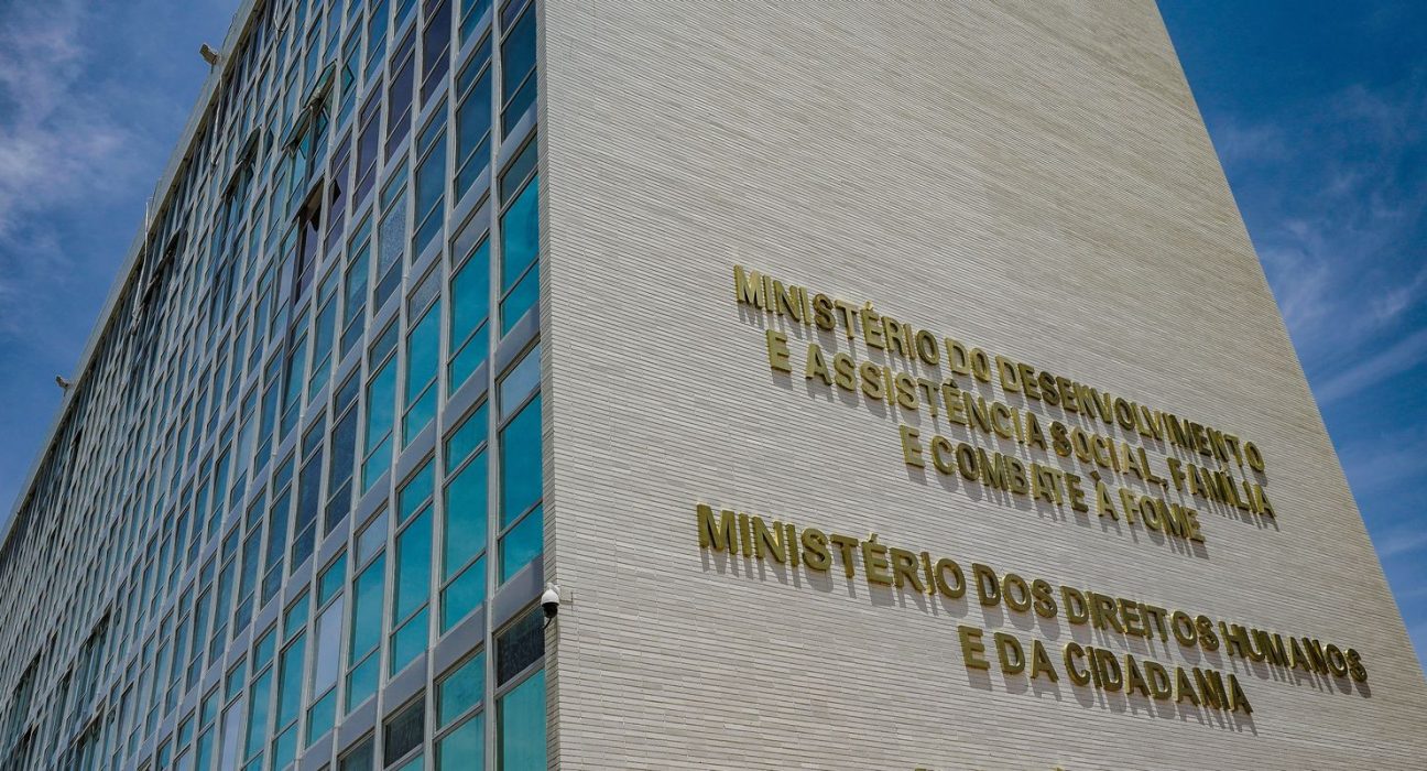 ministerios-reagem-a-absolvicao-de-homem-que-estuprou-menina-em-mg