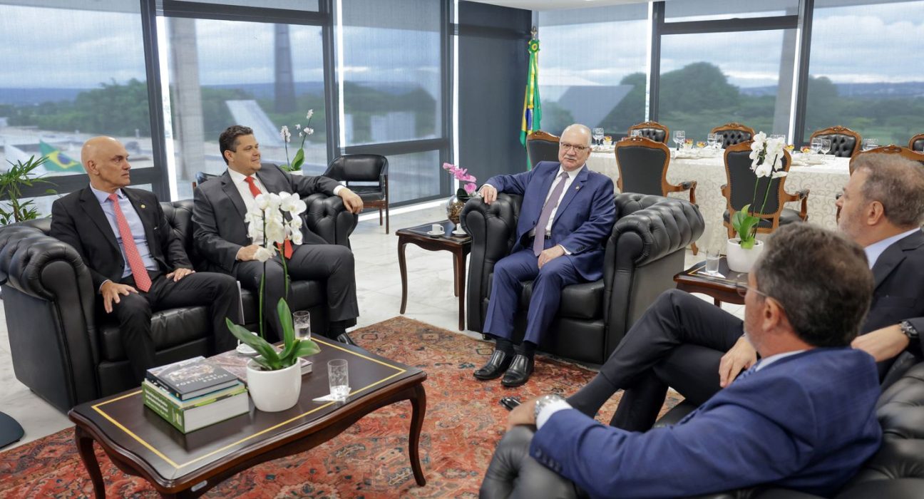 penduricalhos:-stf-e-congresso-fecham-acordo-para-regra-de-transicao
