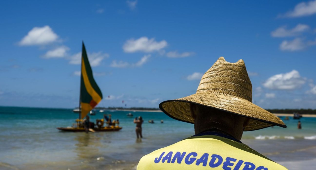 senado-aprova-regras-para-empresas-que-prestam-servicos-a-turistas