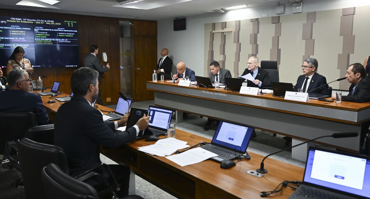 crime-organizado:-cpi-convida-moraes-e-toffoli-para-falarem-do-master