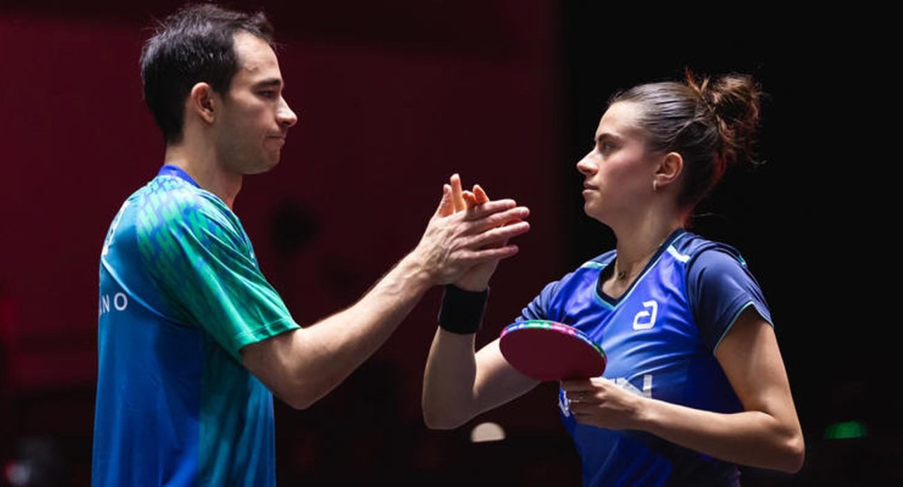 calderano-e-bruna-takahashi-vao-a-semi-de-duplas-do-smash-de-singapura