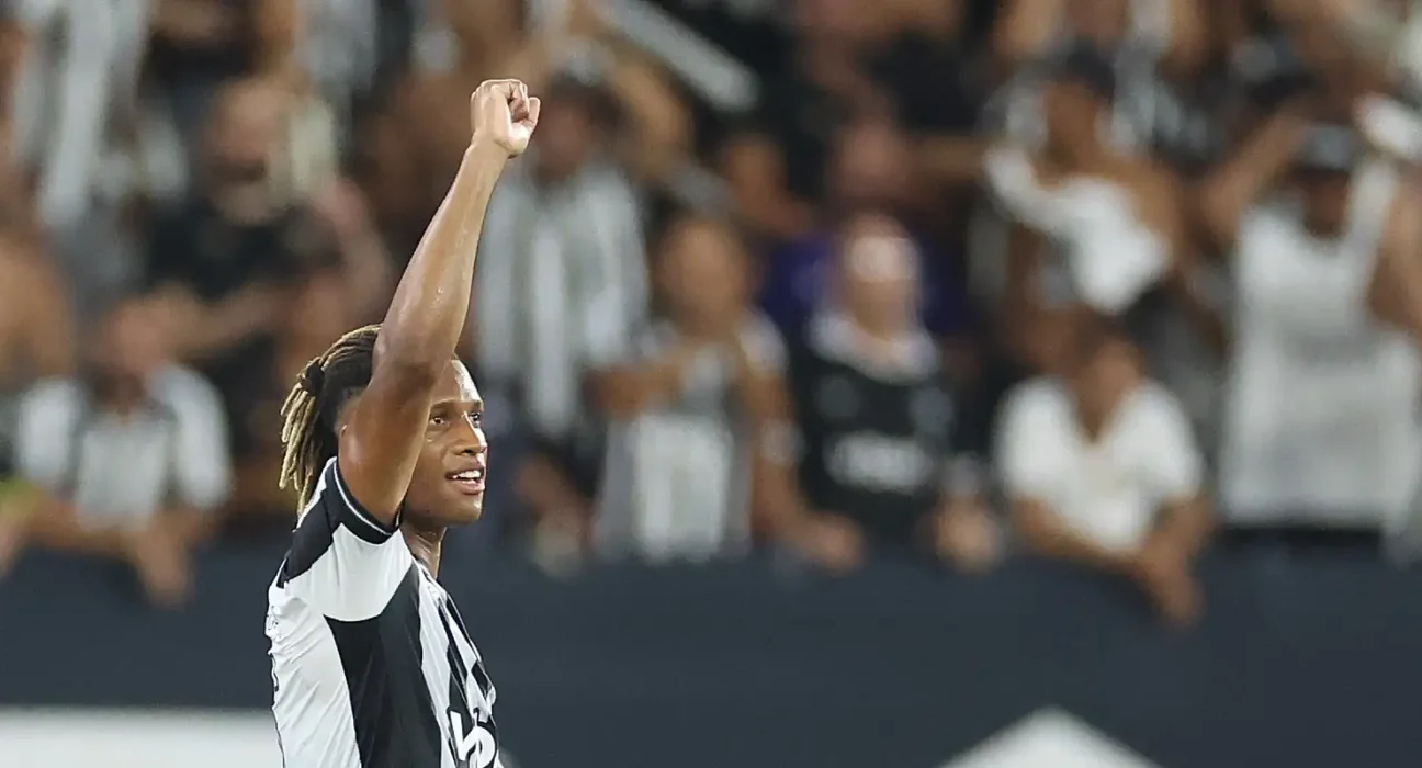 botafogo-supera-nacional-e-segue-vivo-na-pre-libertadores