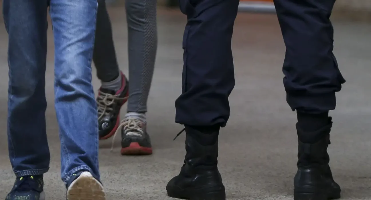 alunos-de-escola-no-df-sao-“punidos”-com-flexao-e-pms-sao-afastados