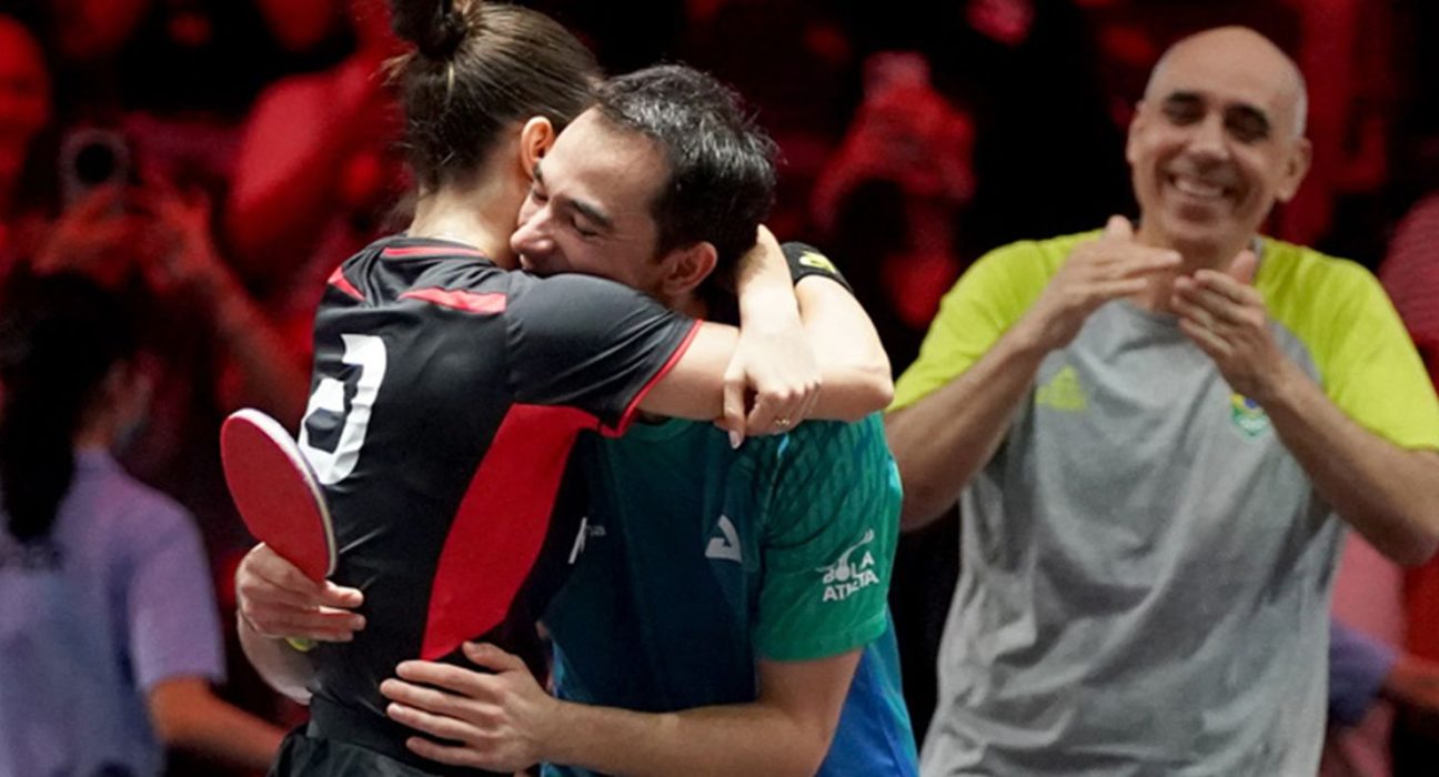 “calderashi”-bate-dupla-numero-1-e-fatura-titulo-no-smash-de-singapura
