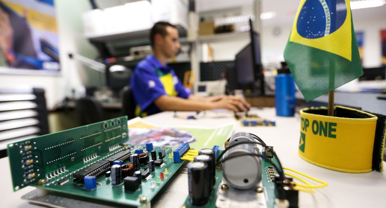 educacao-profissional-no-brasil-cresce-mais-de-68%-em-cinco-anos