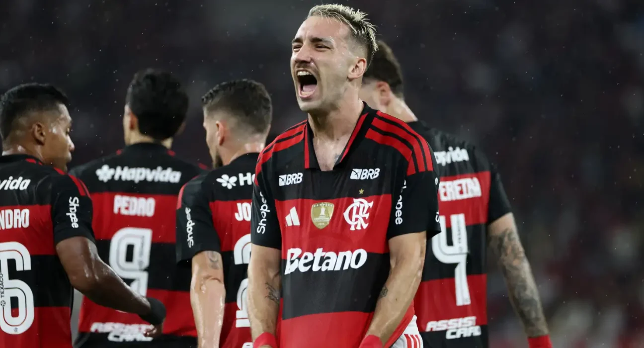 flamengo-derrota-remo-por-3-a-0-e-entra-no-g4-do-brasileiro