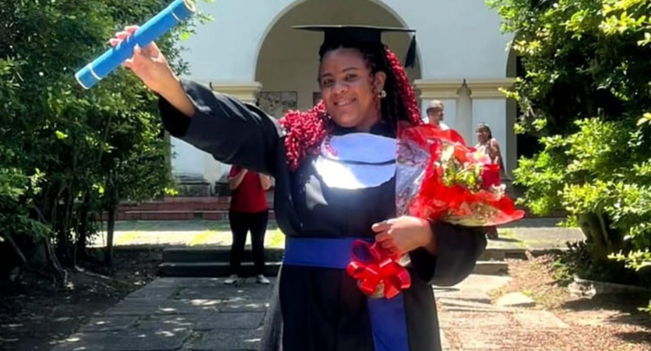mulher-trans-chega-a-universidade-25-anos-apos-violencias-na-escola