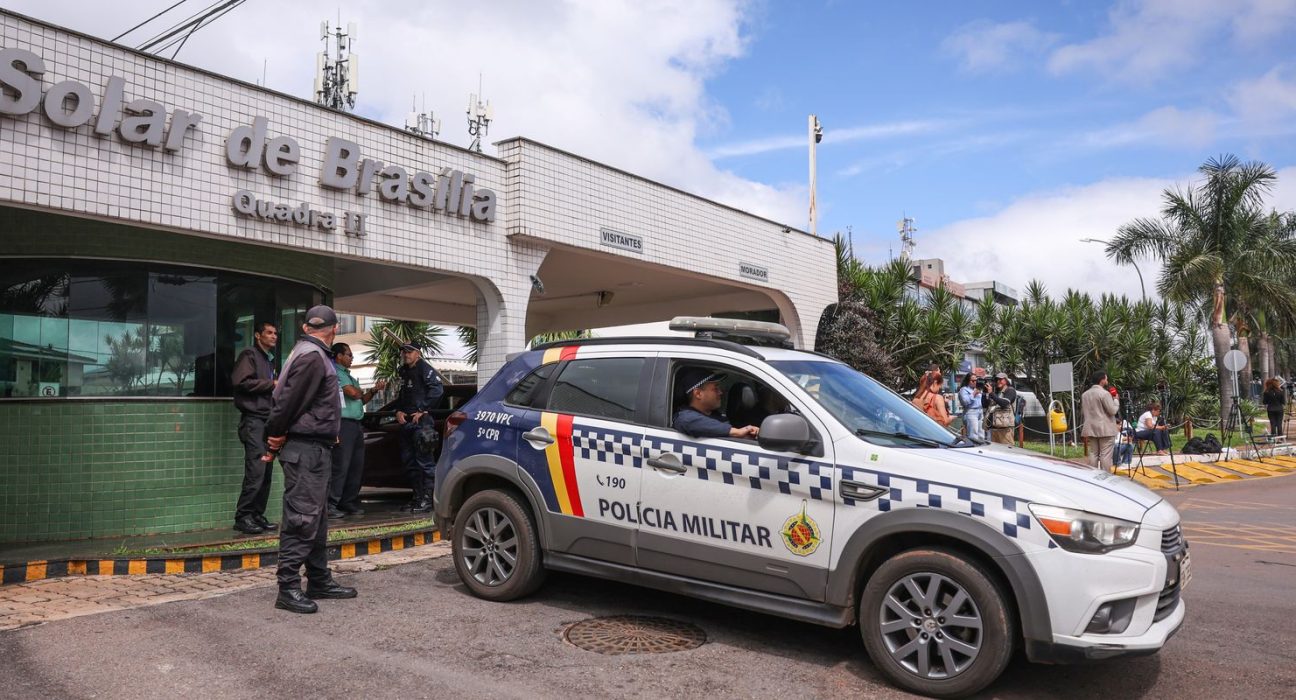 moraes-nega-livre-acesso-de-filhos-de-bolsonaro-a-prisao-domiciliar