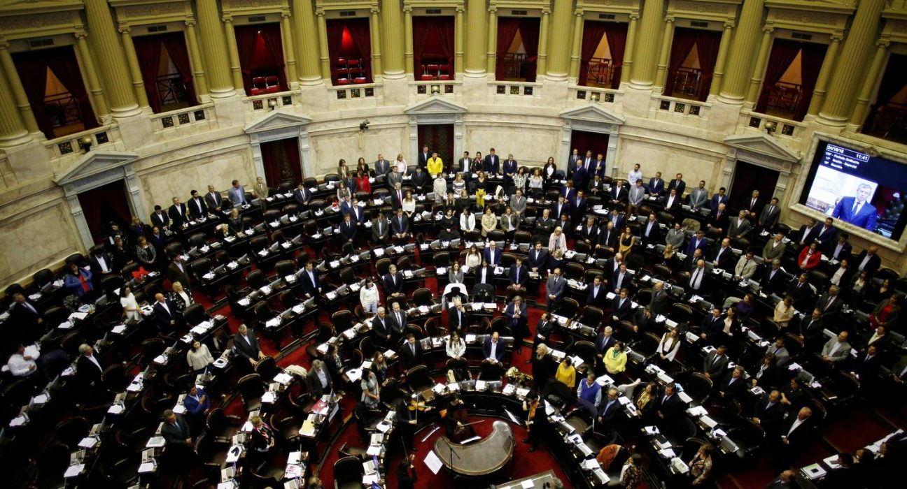 justica-argentina-barra-trechos-da-reforma-trabalhista-de-milei