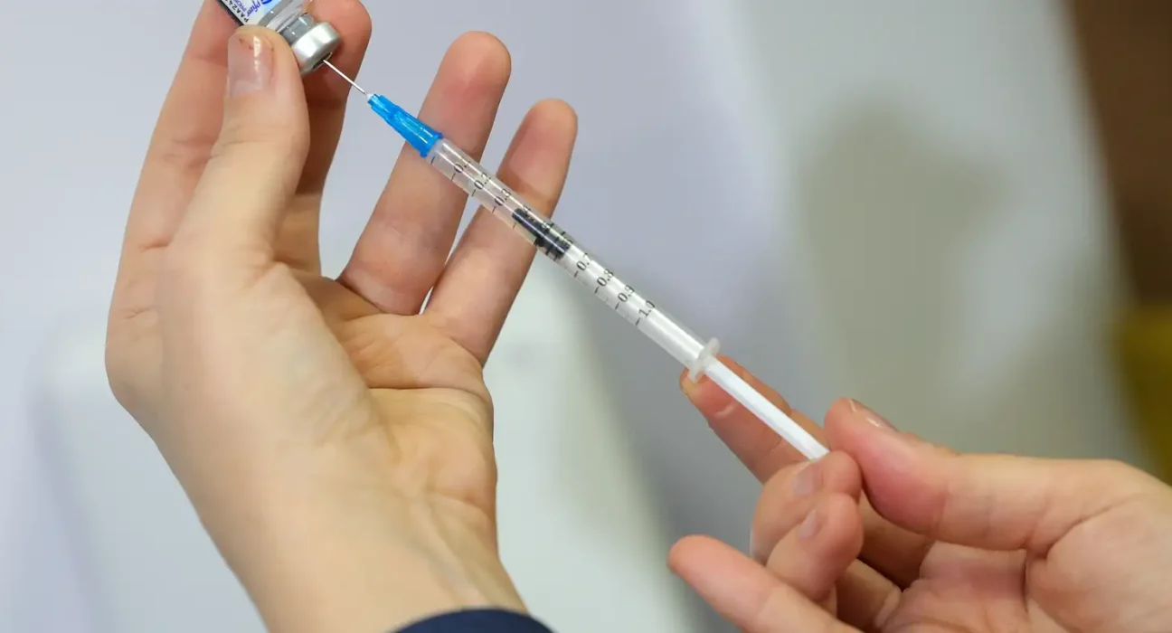 vacina-da-gripe-nao-aumenta-risco-da-doenca,-alerta-ministerio