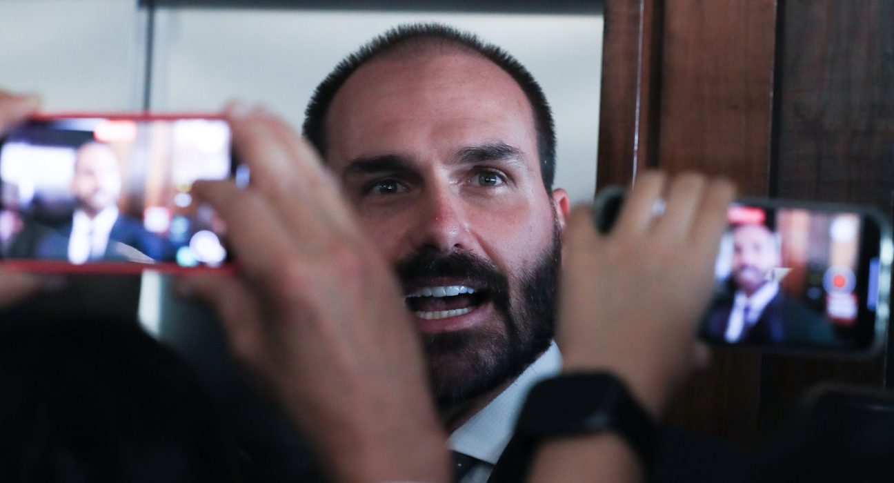 moraes-marca-depoimento-de-eduardo-bolsonaro-em-processo-no-stf