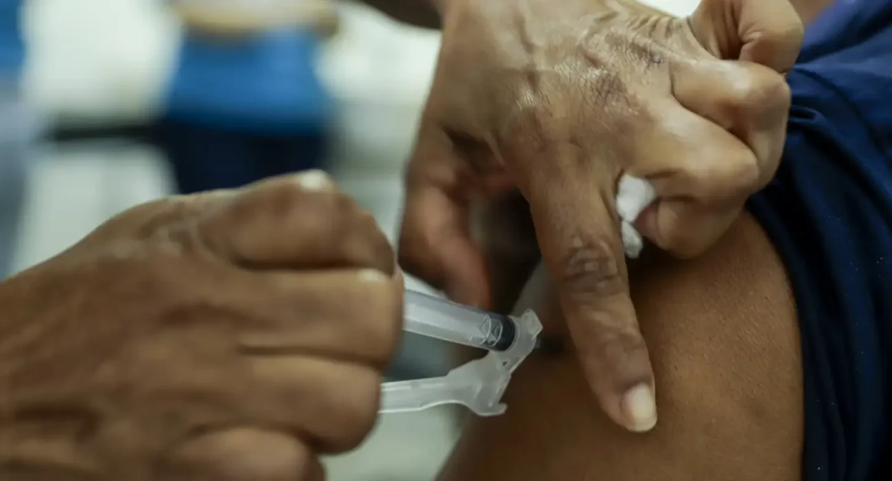 casos-de-influenza-a-continuam-a-crescer-no-brasil,-diz-fiocruz