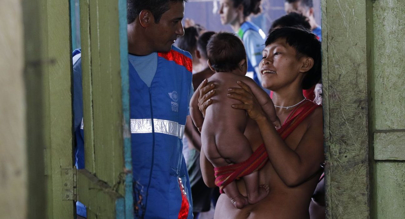 obitos-por-malaria-na-terra-yanomami-cairam-80%-em-2025,-diz-governo
