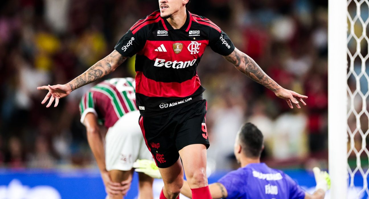 com-dois-gols-de-pedro,-flamengo-vence-fluminense-pelo-brasileirao