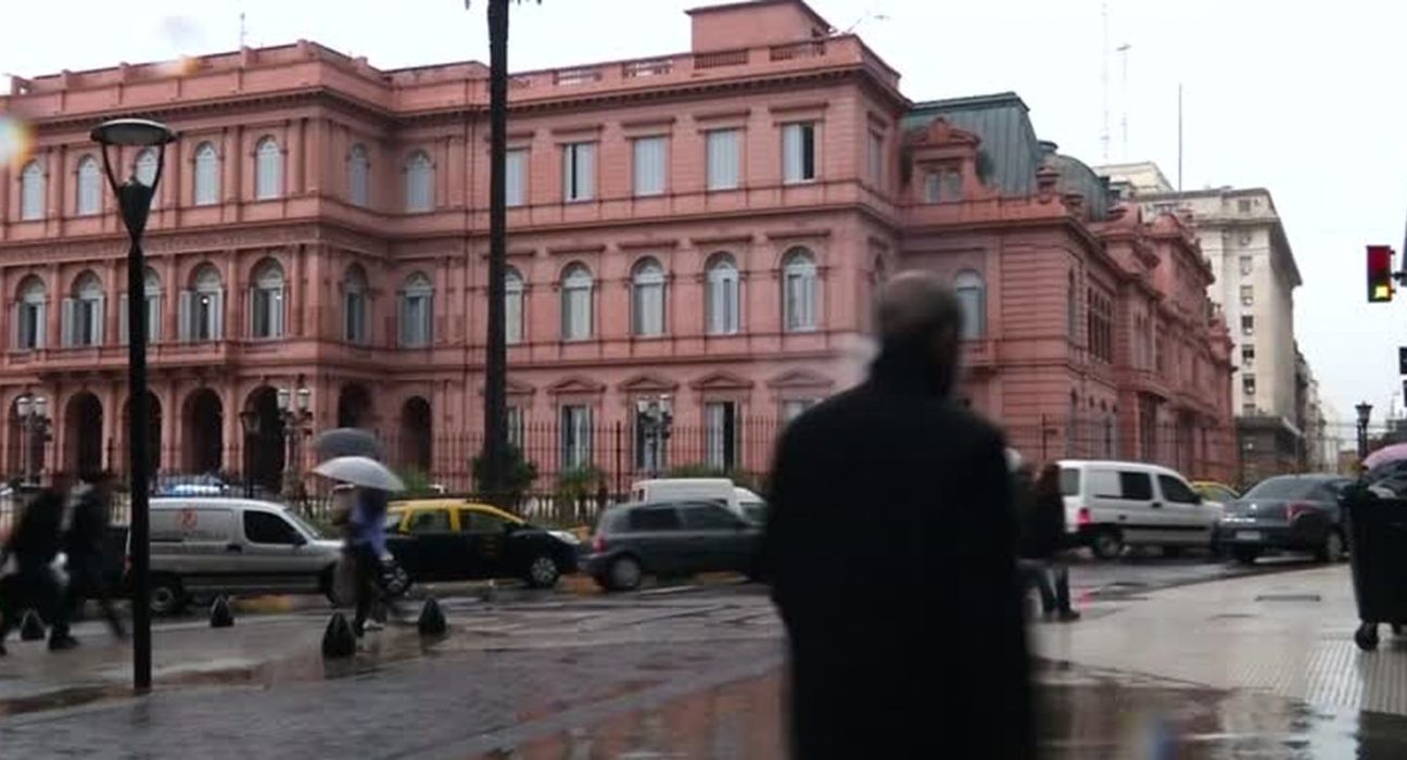 milei-proibe-acesso-de-jornalistas-a-casa-rosada:-“ataque-a-imprensa”