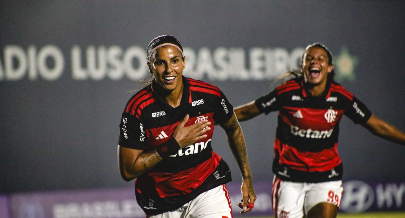 flamengo-derrota-vitoria-e-fica-perto-de-lideres-no-br-feminino