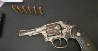 pm-apreende-arma-e-municoes-em-paulo-afonso