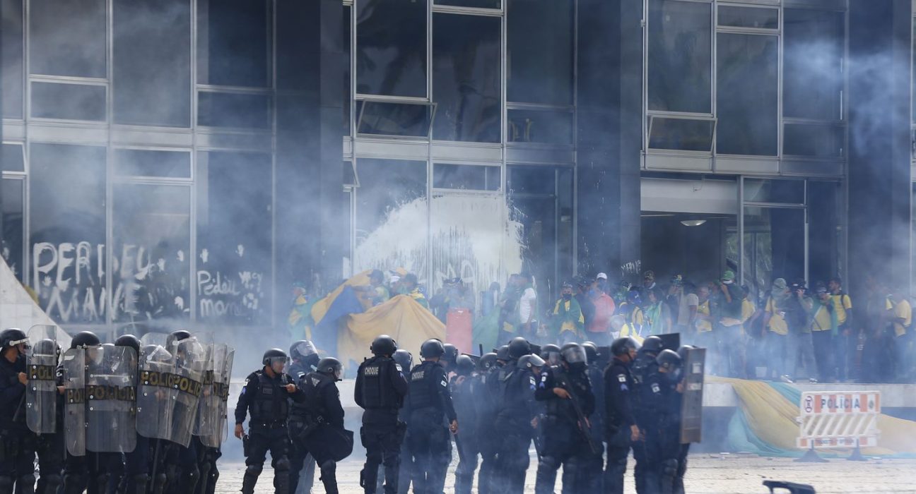 supremo-chega-a-1,4-mil-condenados-pelos-atos-golpistas