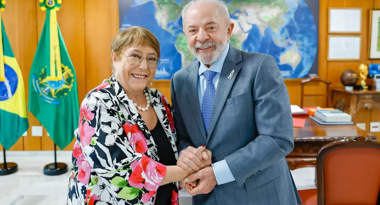 lula-recebe-michelle-bachelet-e-reafirma-apoio-para-ela-chefiar-onu