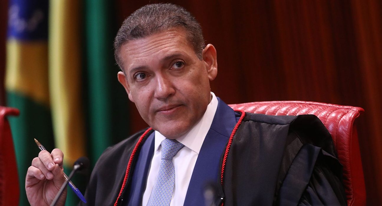 nunes-marques-toma-posse-na-presidencia-do-tse-e-vai-comandar-eleicoes