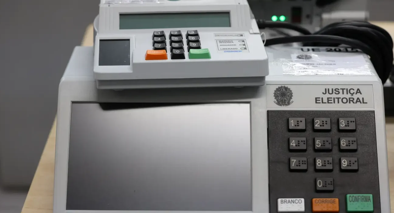 pesquisa-aponta-que-fake-news-sobre-eleicoes-miram-urnas-eletronicas