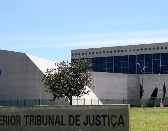 stj-abre-investigacao-por-uso-de-ia-para-fraudar-processos