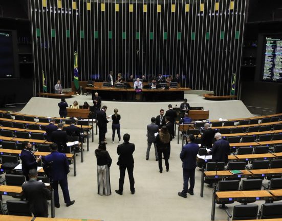 minirreforma-eleitoral-reduz-controle-de-gastos-partidarios;-entenda