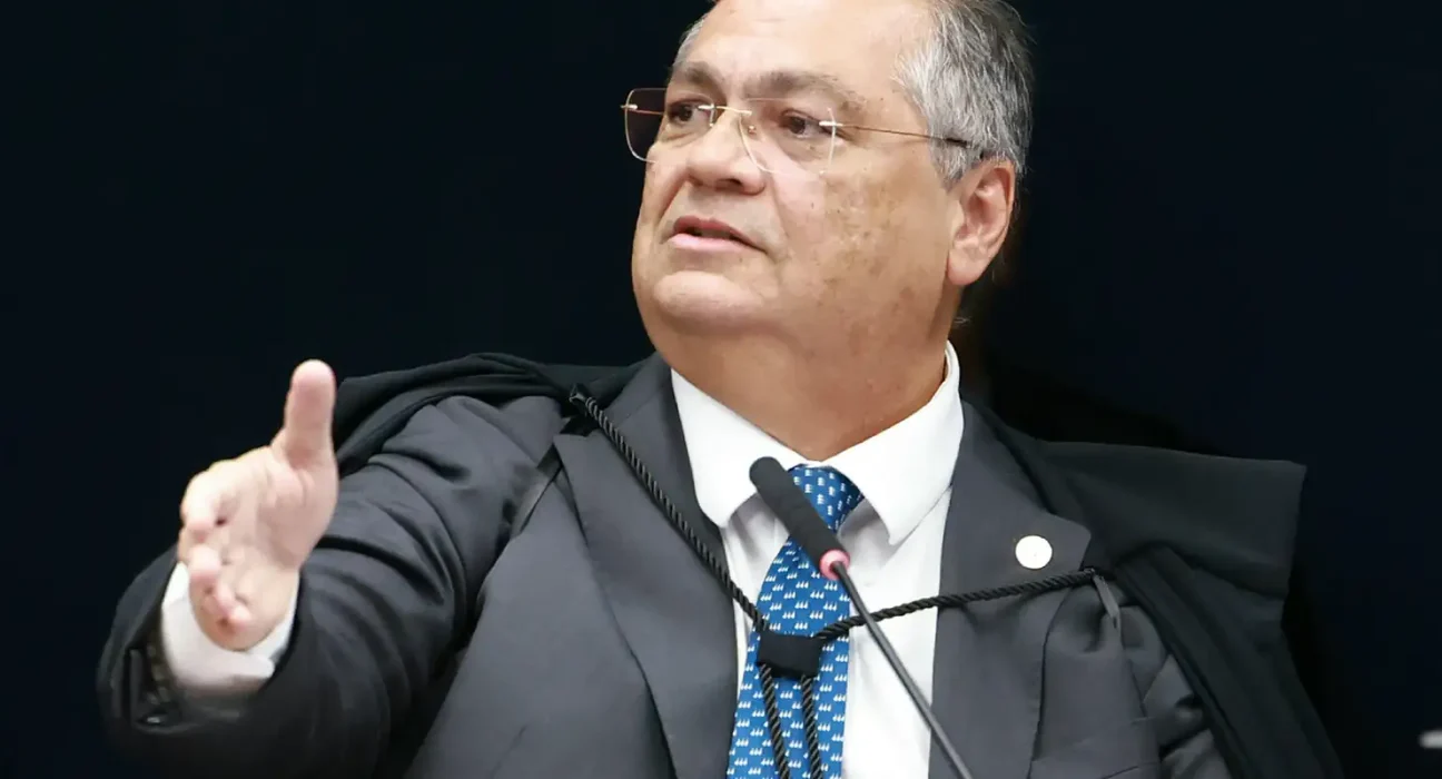 dino-nega-pedido-de-soltura-de-deolane-bezerra