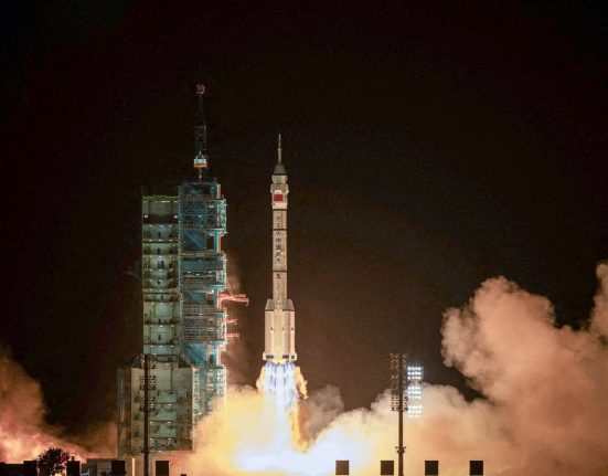 china-envia-astronauta-para-missao-espacial-de-um-ano