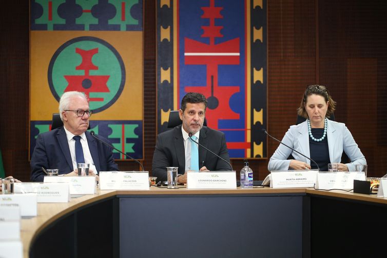 Fábio Nakakura/Ministério da Educação 20-05-2026 - O ministro da Educação, Leonardo Barchini, durante apresentação dos resultados da PND e Enade das Licenciaturas de 2025. Foto: Fábio Nakakura/Ministério da Educação