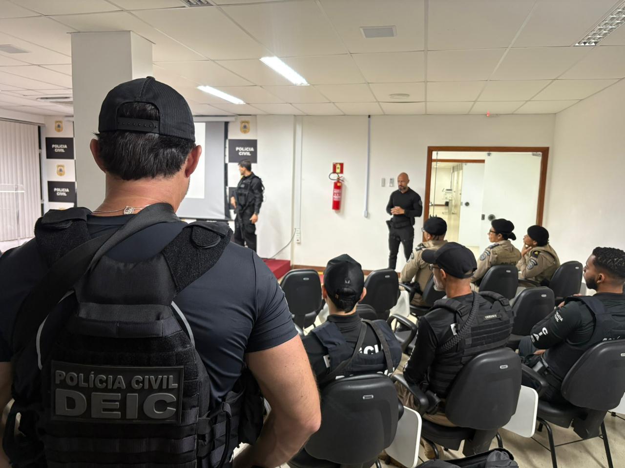 Operação Protetor das Divisas prende quatro investigados por crimes graves em Camaçari