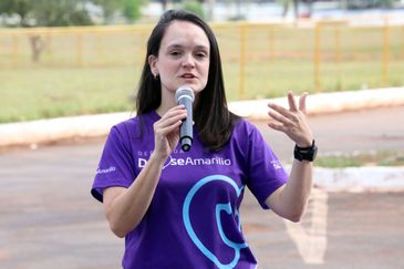 Valter Campanato/Agência Brasil Brasília (DF), 17/05/2026 - A enfermeira Flávia Lacerda participa do evento de Mobilização Nacional pela Fibromialgia, realizado no Parque da Cidade. Sara Kubitschek. Foto: Valter Campanato/Agência Brasil